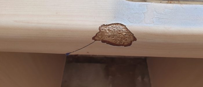 CHIP-DAMAGE-SCRATCH-KITCHEN-WORKTOP-REPAIR-BEFORE