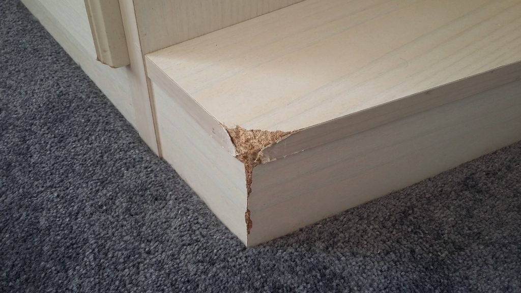BEDROOM FITTED FURNITURE CHIP SCRATCH DENT DOG DAMAGE REPAIR BEFORE (1)