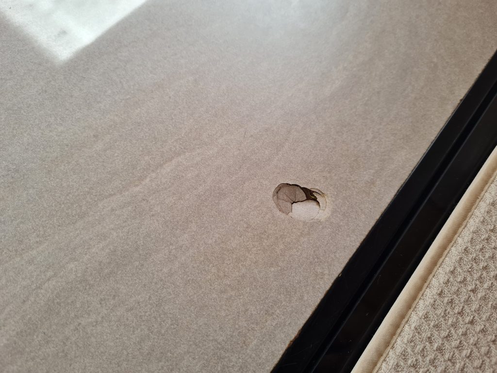 CARAVAN-WORKTOP-CHIP-REPAIR-AFTER-2