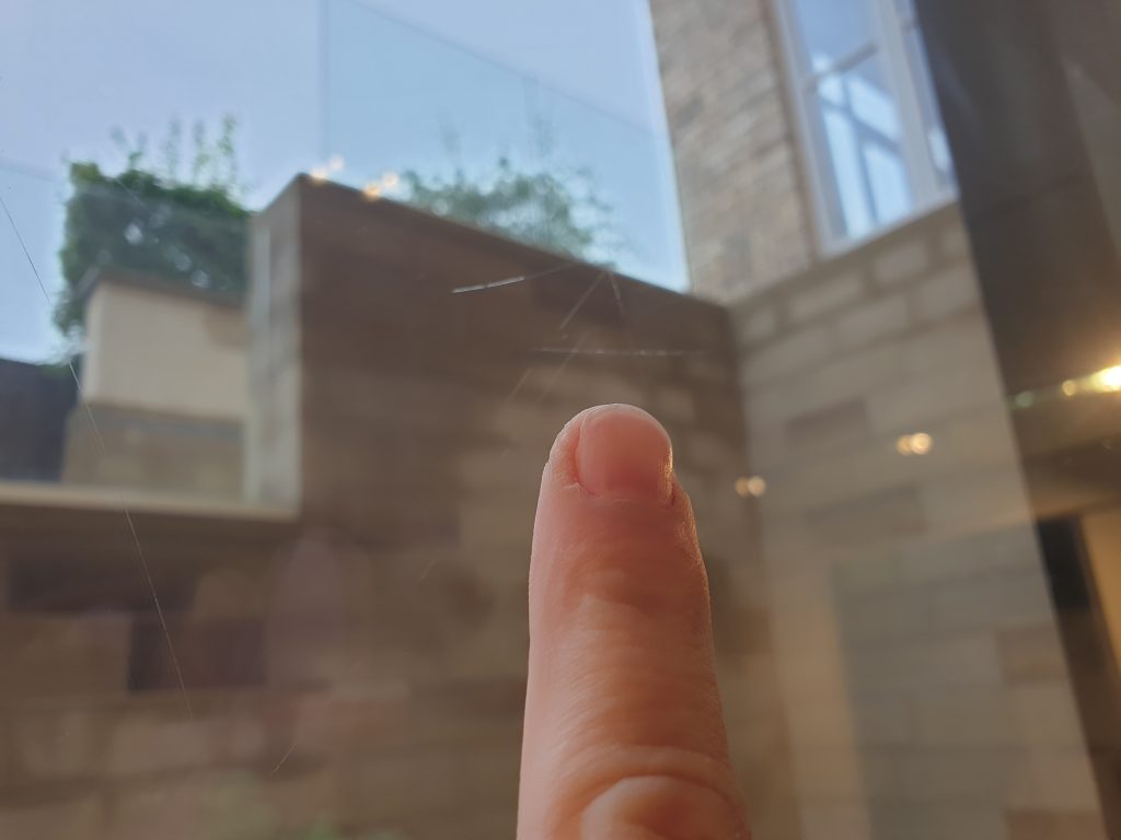 GLASS SCRATCH REPAIR AND POLISHING AFTER (2)