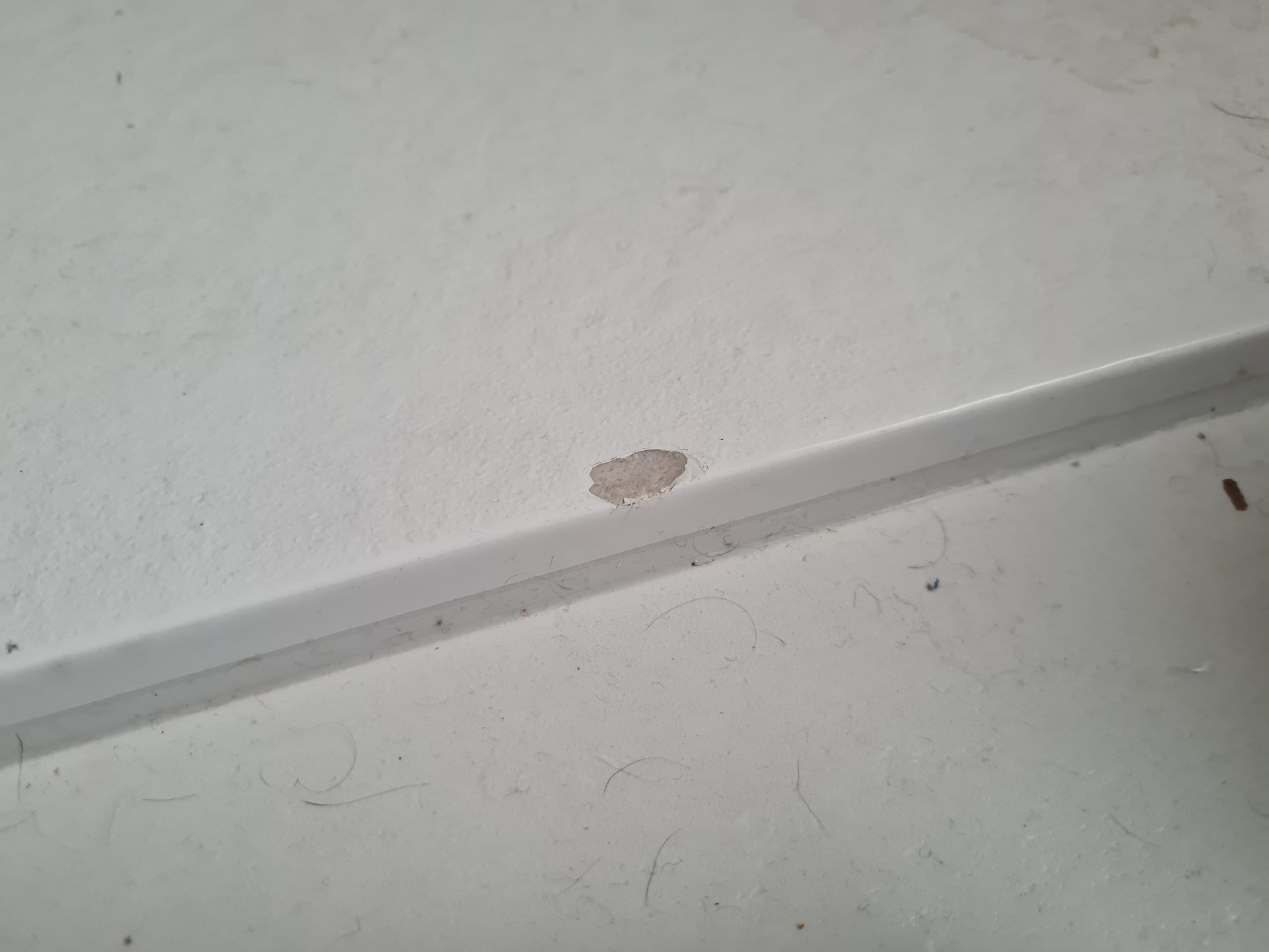 SHOWER TRAY CHIP REPAIR MANCHESTER