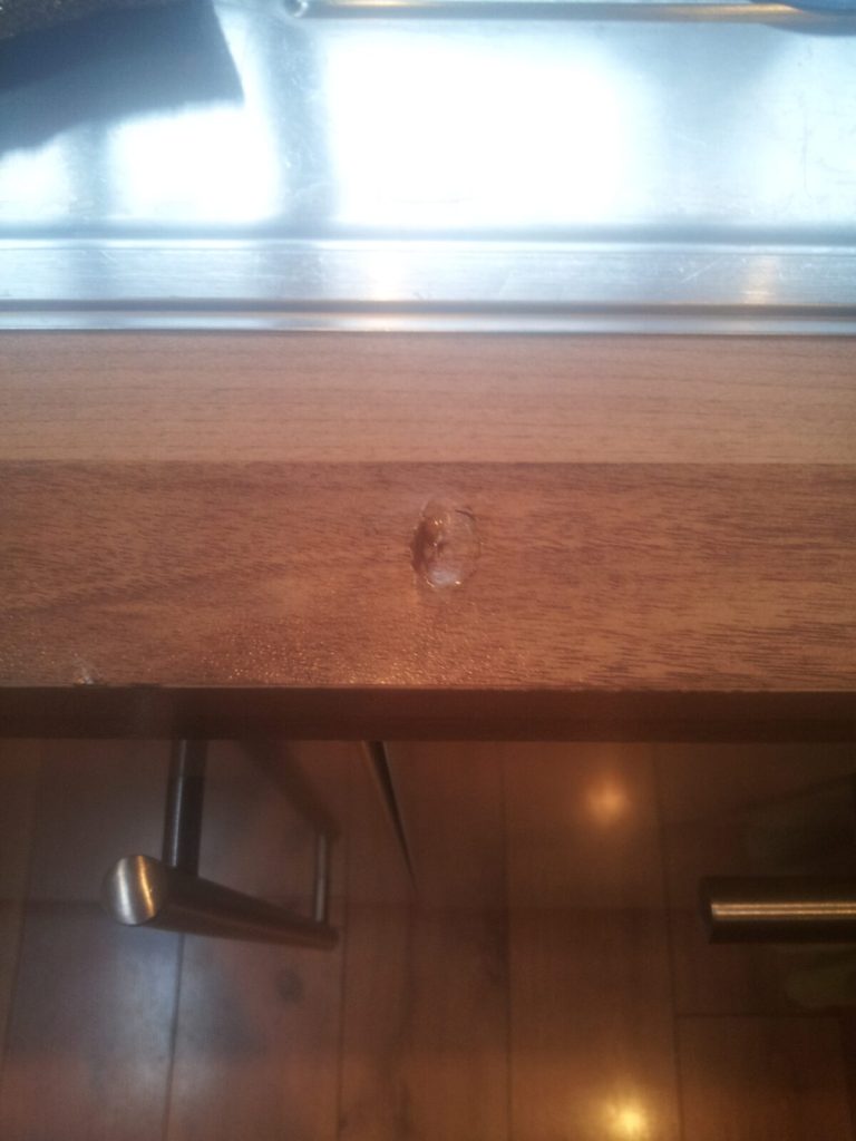 WOOD PATTERN WORKTOP DENT REPAIR