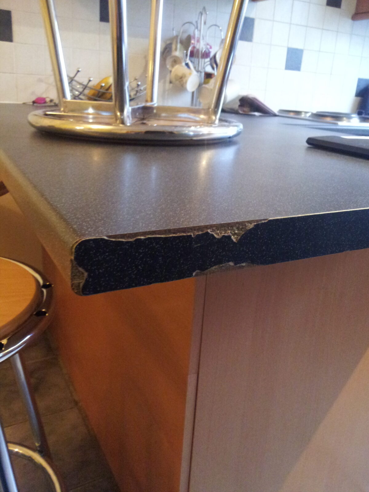 WORKTOP EDGING REPAIR